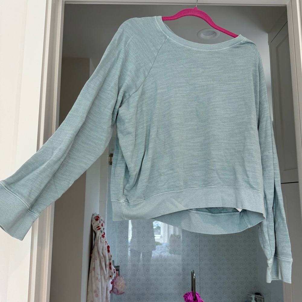 j crew crew neck